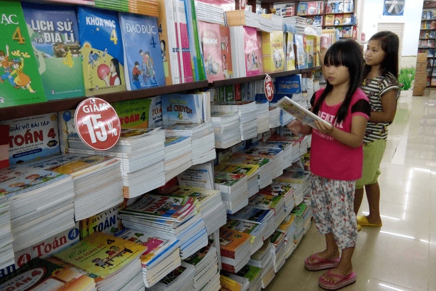 Chọn phân khúc khách hàng văn phòng phẩm online