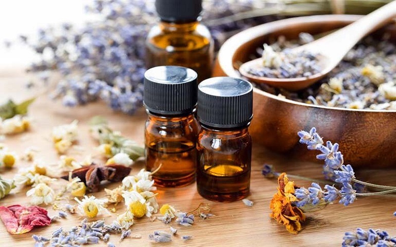 tinh dầu thiên nhiên giá rẻ của công ty Aroma