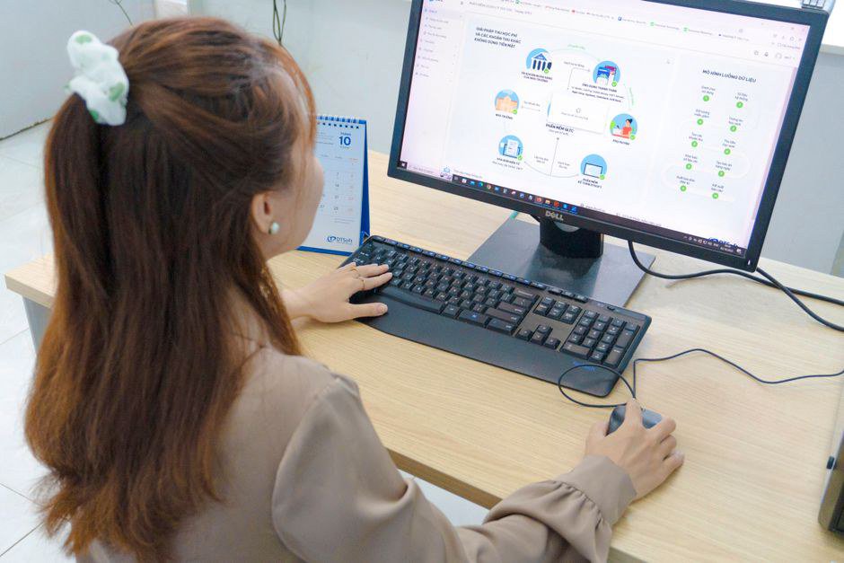 Nhiều freelancer công nghệ có nguồn thu ổn định nhưng còn ngần ngại chuyển sang mô hình công ty vì lo chi phí thành lập cao